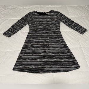 A very practical casual / elegant short dress